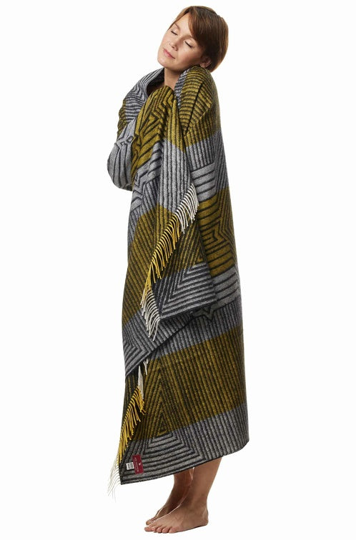 Kuscheldecke ENCASA aus 100% Alpaka