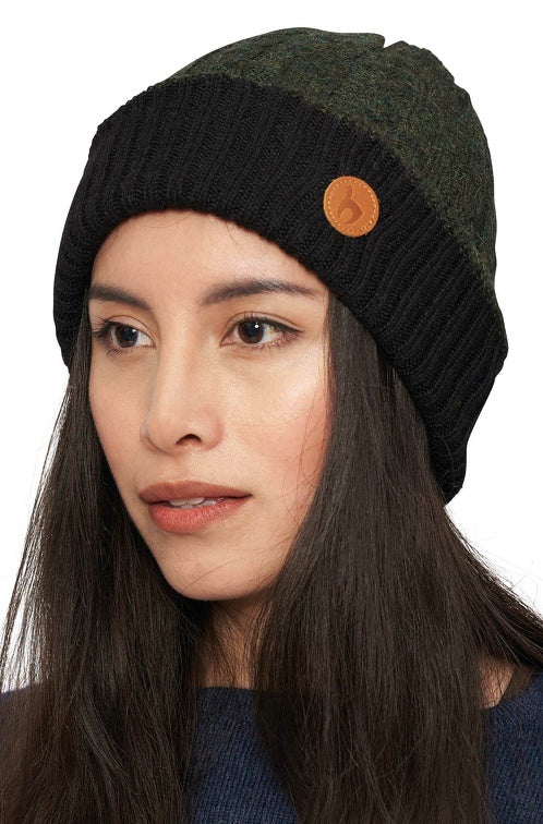 Alpaka Mütze SUAVE - 100% Alpaka tannengrün schwarz one-size