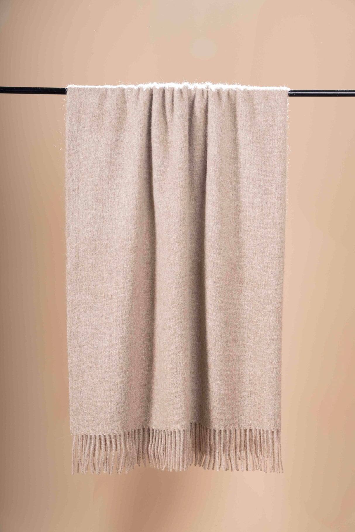 Nachhaltige Upcycling Wolldecke mit 50% Alpaka