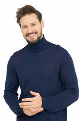 Herren Rollkragen Pullover MADAI aus 70% Alpaka und 30% Seide von Apu Kuntur