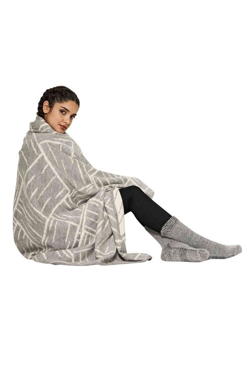 Wolldecke JACQUARD aus 100% Alpaka - extragroß von Apu Kuntur