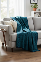 Cozy AIANA Blanket made from 100% Alpaca