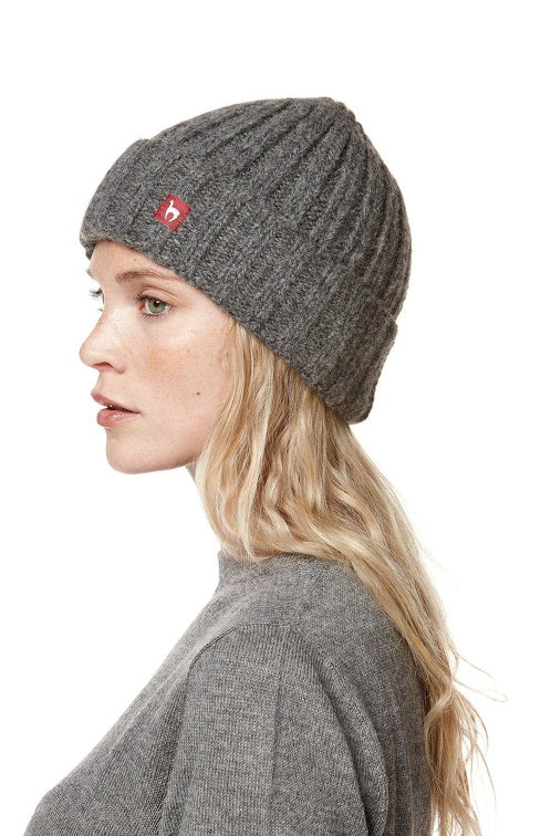 Mütze BIANCA mit 70% Alpaka und 23% Merino von Apu Kuntur