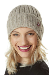 Mütze BIANCA mit 70% Alpaka und 23% Merino sand one-size von Apu Kuntur