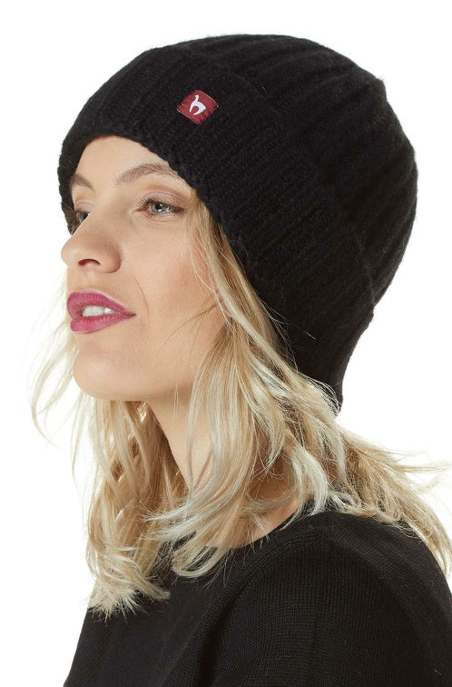 Mütze BIANCA mit 70% Alpaka und 23% Merino von Apu Kuntur