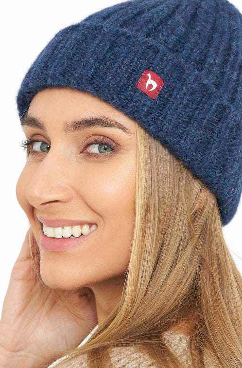 Mütze BIANCA mit 70% Alpaka und 23% Merino von Apu Kuntur