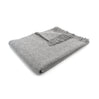 Nachhaltige Kuscheldecke KAMINFEUER mit 40% Alpaka und 45% Schurwolle grau 130x180 cm von Millwa