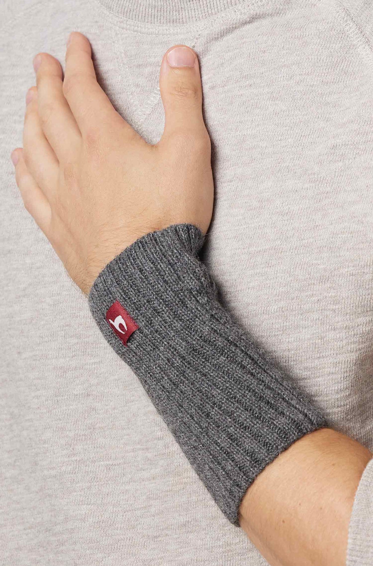 Pulswärmer RIPP - 100% Alpaka - Rippenstrick grau one-size von Apu Kuntur