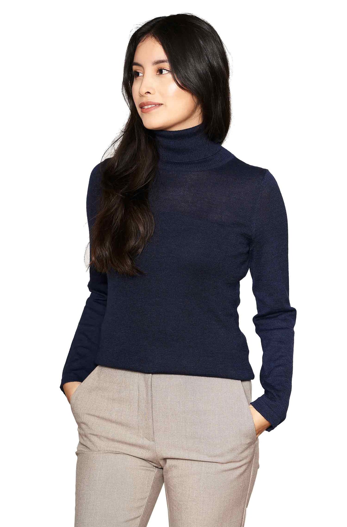 Damen Rollkragen Pullover MADAI aus 70% Alpaka und 30% Seide von Apu Kuntur
