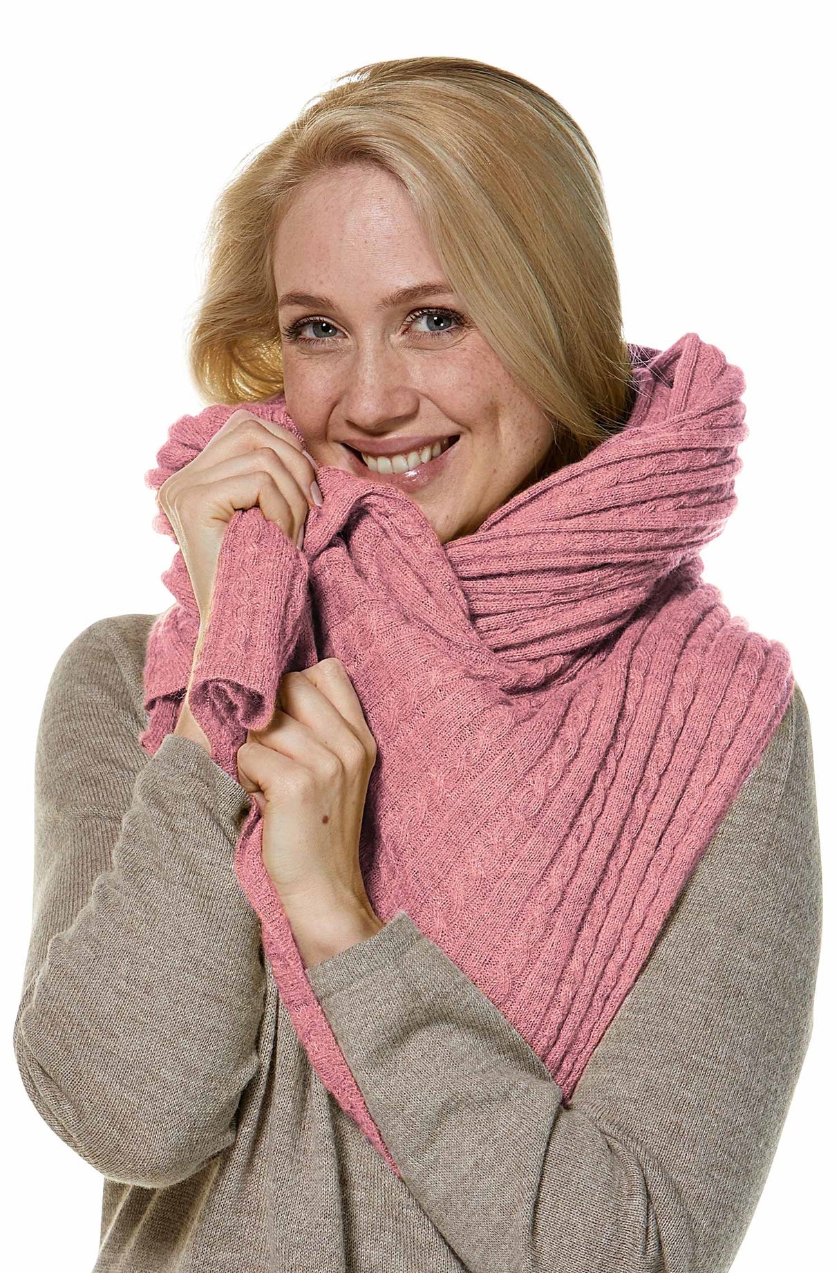 Schal/Reisedecke SUAVE aus 100% Alpaka rosa one-size von Apu Kuntur