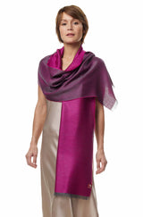 Schal DUO aus 70% Alpaka und 30% Seide fuchsie one-size von Apu Kuntur