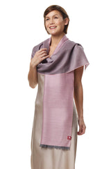 Schal DUO aus 70% Alpaka und 30% Seide rose one-size von Apu Kuntur