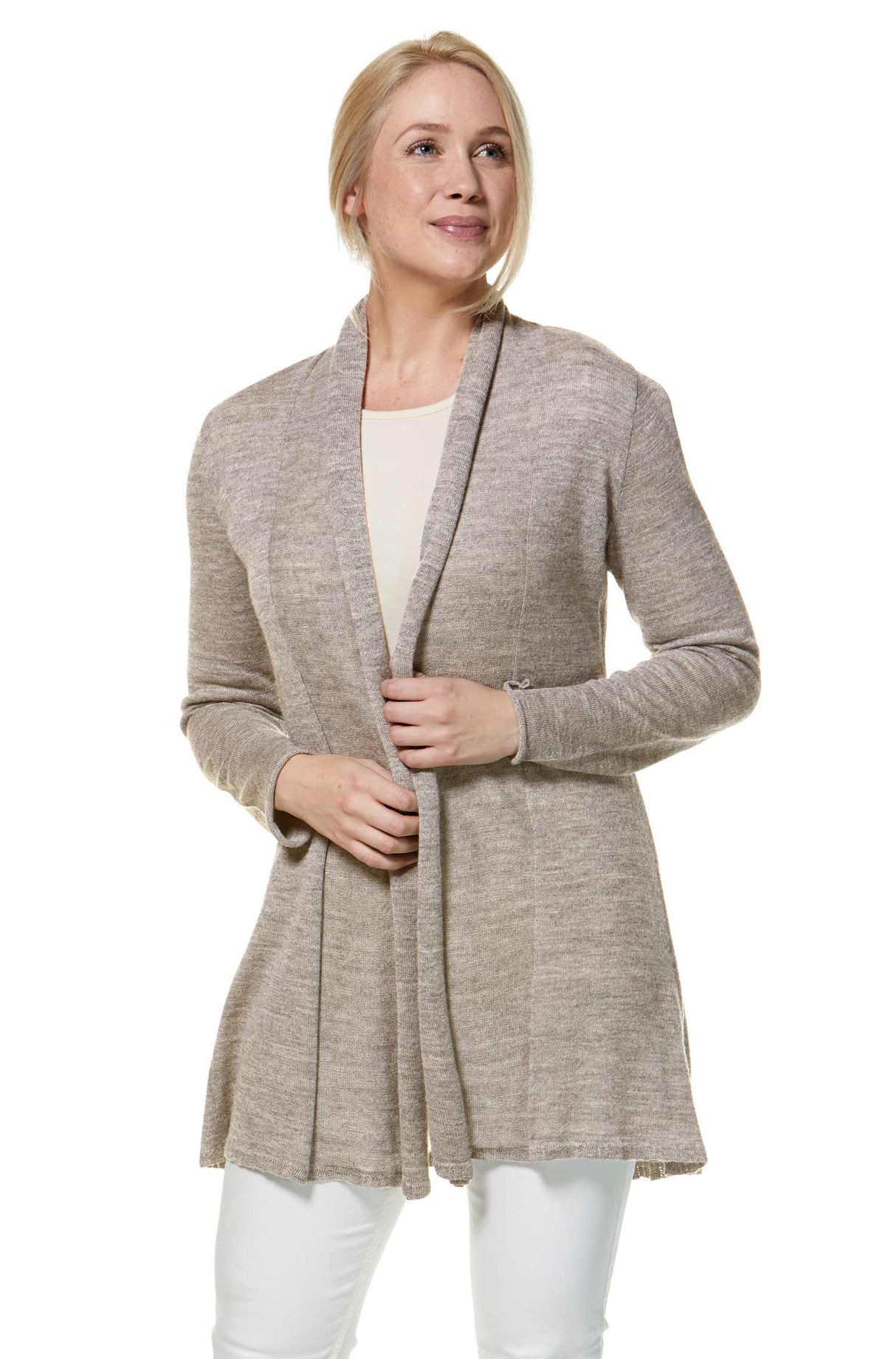 Strickjacke PENELOPE LONG aus 100% Alpaka sand von Apu Kuntur
